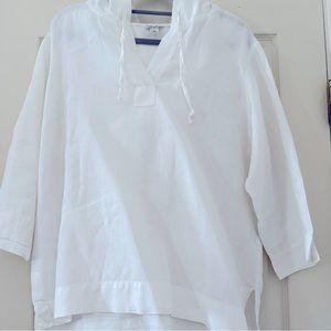 L.L. BEAN hooded lightweight linen top. 3/4 sleeves. Large.